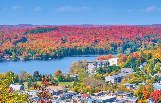 h1-algonquin-provincial-park-ontario-canada-1682492211.webp