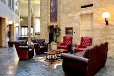 middle-seating-area-2-6203cd4b8ced6-649c67d8adac5.2000x1333.webp