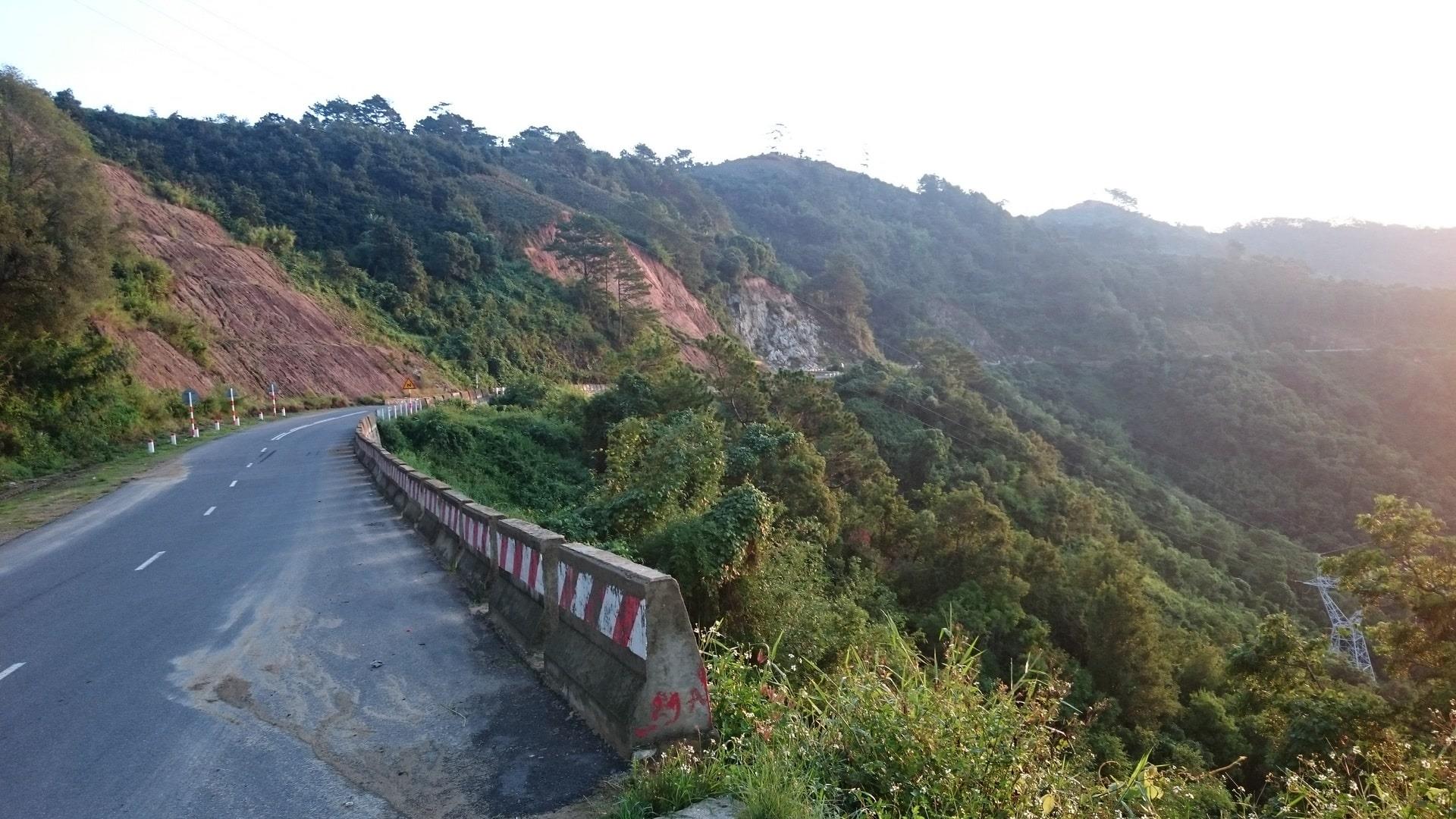 Vietnams Most Dangerous Mountain Passes: Terrain Features and Best Times to Avoid