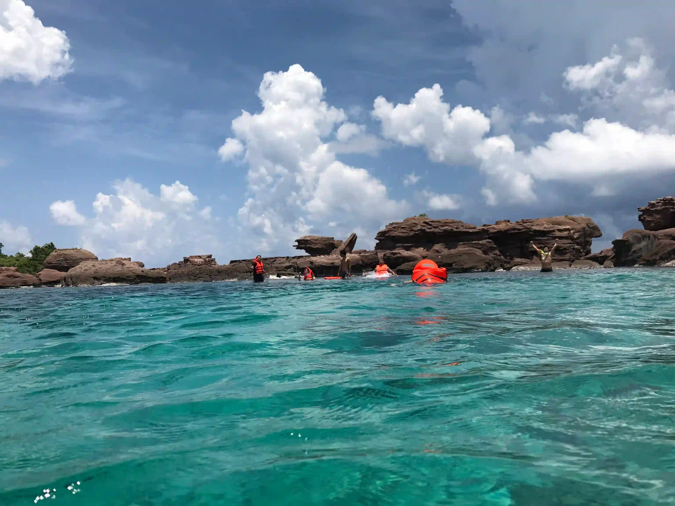 Clear shallow water at Gam Ghi