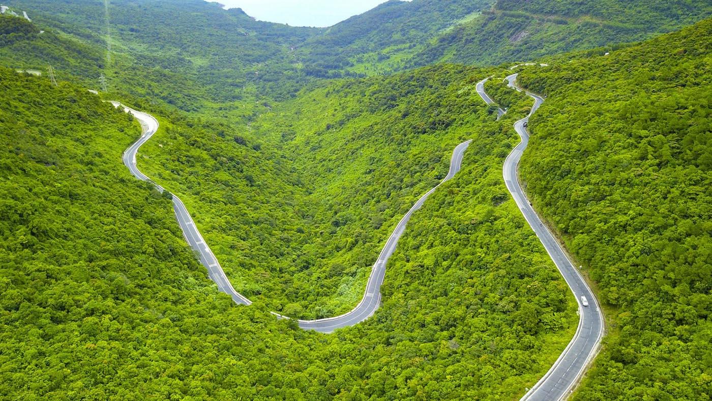 Vietnams Most Dangerous Mountain Passes: Terrain Features and Best Times to Avoid