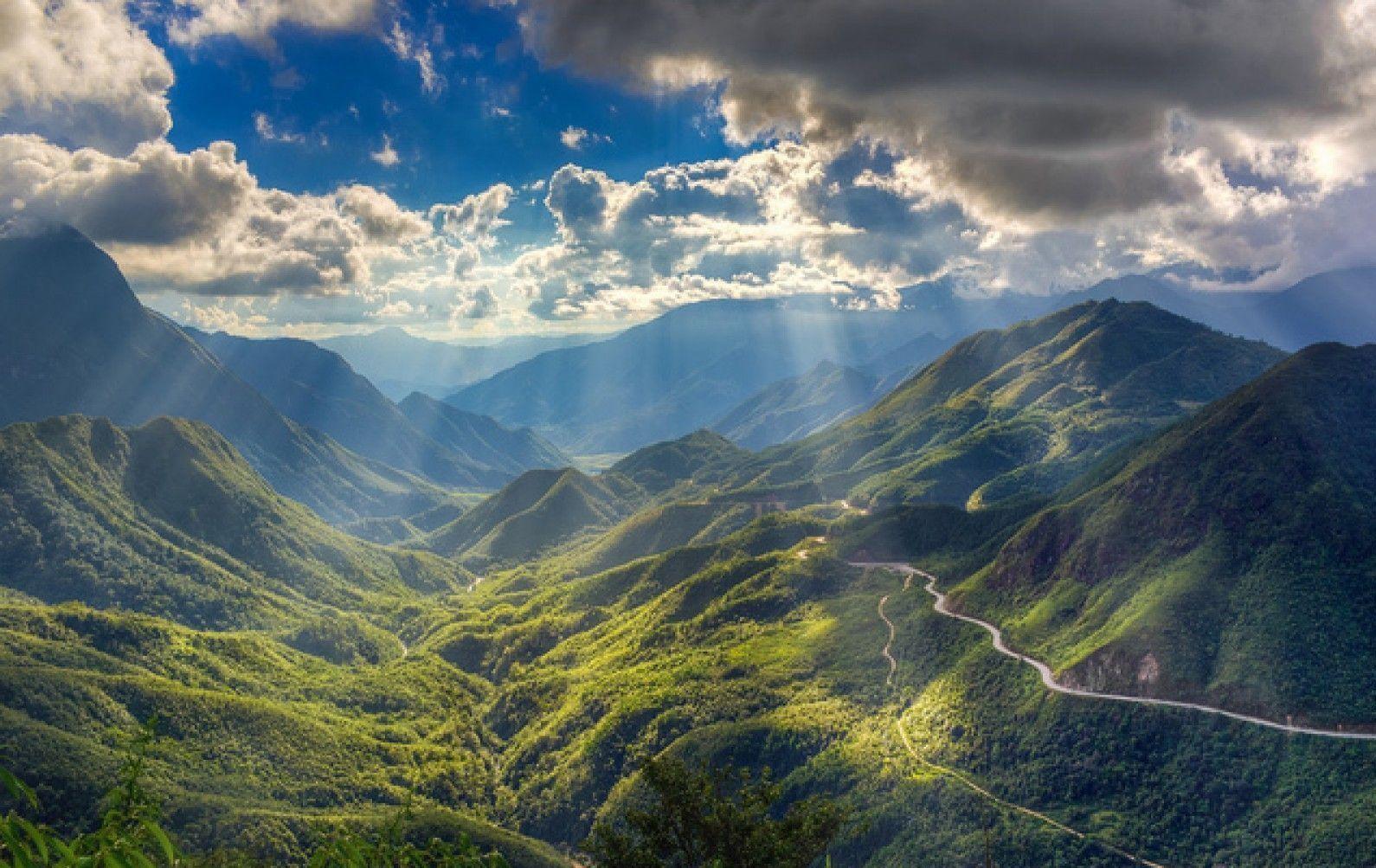 Vietnams Most Dangerous Mountain Passes: Terrain Features and Best Times to Avoid